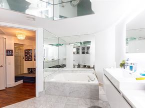 3640 Yacht Club Dr 305, Aventura FL 33180