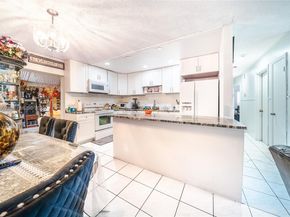 419 SW 80th Ave, Pompano Beach FL 33068