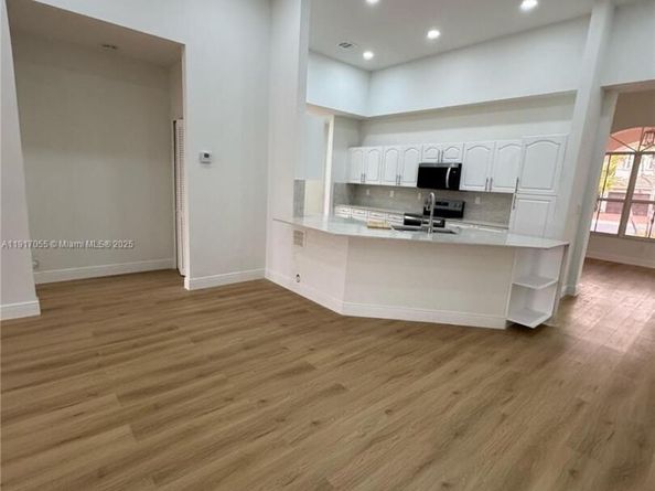 13166 SW 21st St, Miramar FL 33027