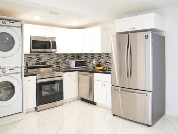 2845 SW 67th Ave, Miami FL 33155