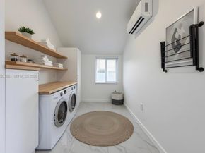 2845 SW 67th Ave, Miami FL 33155