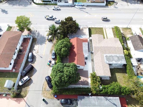 2845 SW 67th Ave, Miami FL 33155
