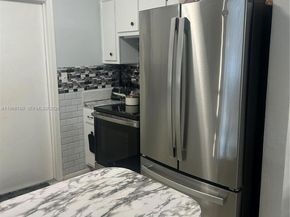 5715 NW 85th Ave, Tamarac FL 33321