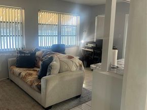 5715 NW 85th Ave, Tamarac FL 33321