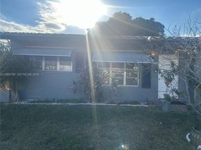 5715 NW 85th Ave, Tamarac FL 33321