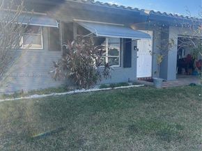 5715 NW 85th Ave, Tamarac FL 33321