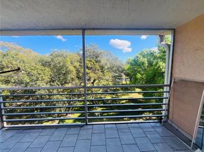 3070 NW 48th Ter 413, Lauderdale Lakes FL 33313