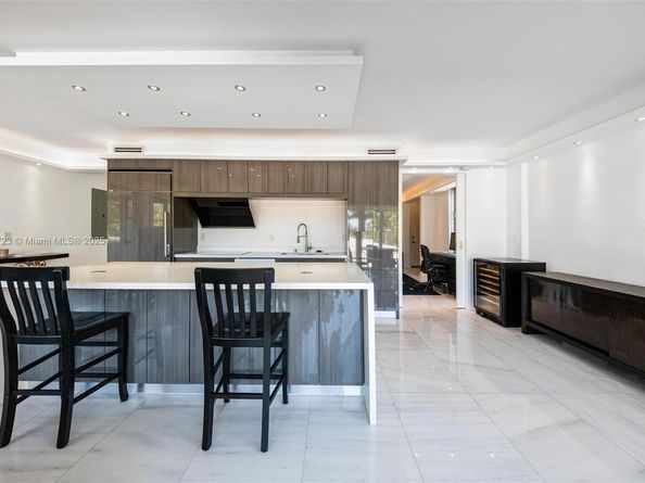 3 Island Ave 03C, Miami Beach FL 33139