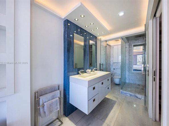 3 Island Ave 03C, Miami Beach FL 33139