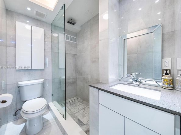 3 Island Ave 03C, Miami Beach FL 33139