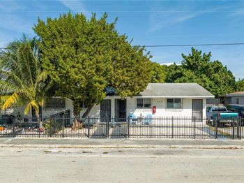 599 NW 33rd St