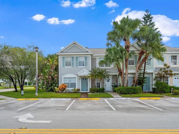 8066 Sanibel Dr 8066, Tamarac FL 33321