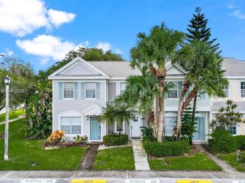8066 Sanibel Dr