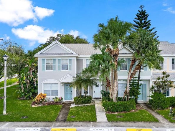 8066 Sanibel Dr 8066, Tamarac FL 33321
