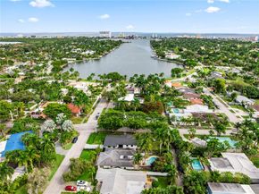 1302 Fillmore St, Hollywood FL 33019