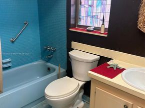 2800 W Sunrise Lakes Dr 104, Sunrise FL 33322