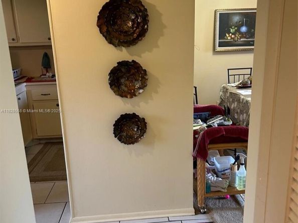2800 W Sunrise Lakes Dr 104, Sunrise FL 33322