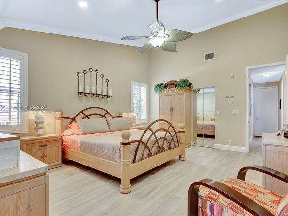 17511 SW 12th St, Pembroke Pines FL 33029
