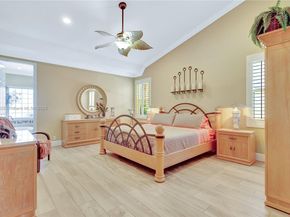 17511 SW 12th St, Pembroke Pines FL 33029