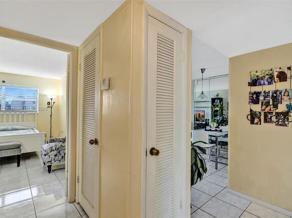 2791 N Pine Island Rd 205, Sunrise FL 33322