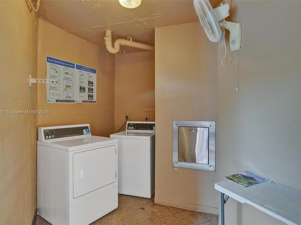 2791 N Pine Island Rd 205, Sunrise FL 33322