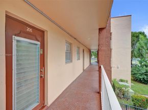 2791 N Pine Island Rd 205, Sunrise FL 33322