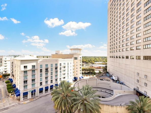 9055 SW 73rd Ct 707, Miami FL 33156