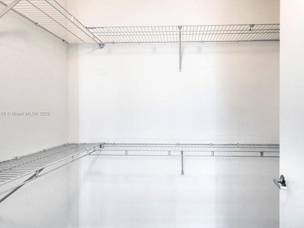 9055 SW 73rd Ct 707, Miami FL 33156