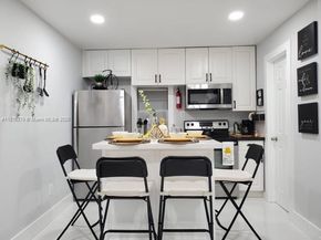 1925-1927 Rodman St, Hollywood FL 33020