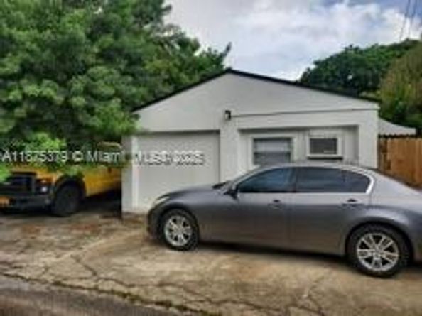 1925-1927 Rodman St, Hollywood FL 33020