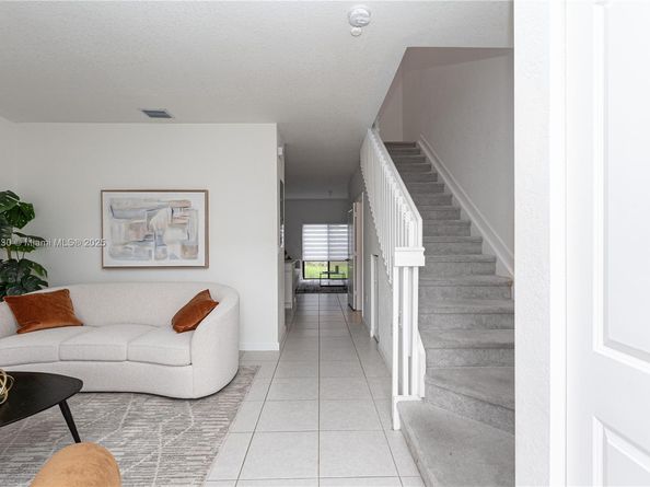 12949 SW 232nd Ln, Homestead FL 33032