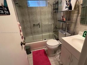 1327 Seagrape Cir, Weston FL 33326