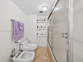 6423 Collins Ave 1204, Miami Beach FL 33141