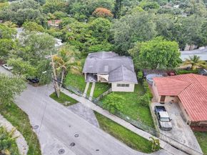 8347 E Dixie Hwy, Miami FL 33138