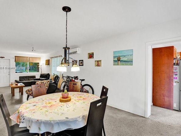 8347 E Dixie Hwy, Miami FL 33138