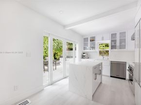 3951 Park Dr, Coconut Grove FL 33133