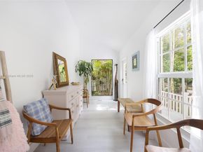 3951 Park Dr, Coconut Grove FL 33133