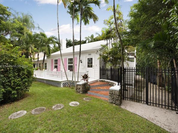 3951 Park Dr, Coconut Grove FL 33133