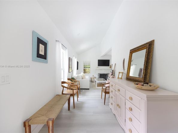 3951 Park Dr, Coconut Grove FL 33133