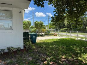 5995 NW 24th Ave, Miami FL 33142