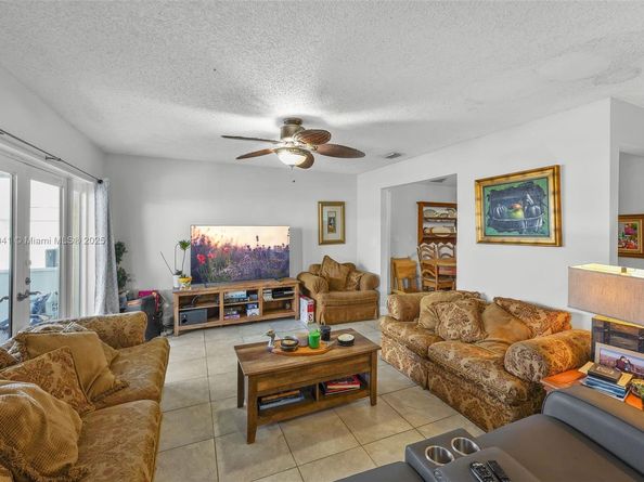 15846 SW 143rd Ct, Miami FL 33177