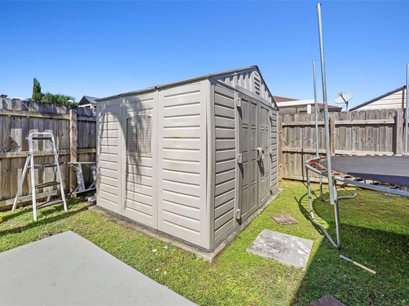 15846 SW 143rd Ct, Miami FL 33177
