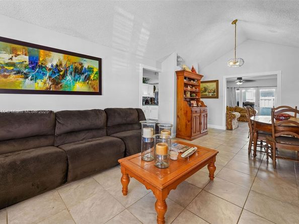 15846 SW 143rd Ct, Miami FL 33177