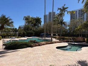 3500 Mystic Pointe Dr 302, Aventura FL 33180