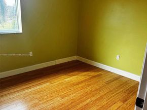 5343 NW 184th St, Miami Gardens FL 33055