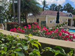 833 Riverside Dr 834, Coral Springs FL 33071