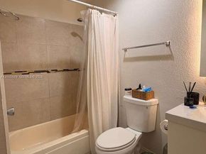 833 Riverside Dr 834, Coral Springs FL 33071