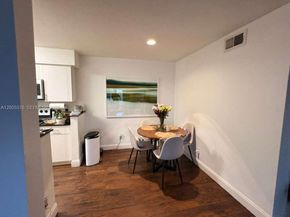 833 Riverside Dr 834, Coral Springs FL 33071