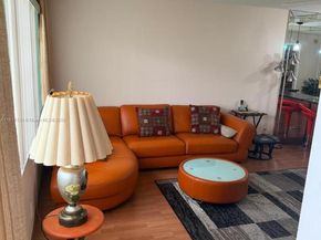 410 SE 2nd St 105, Hallandale Beach FL 33009