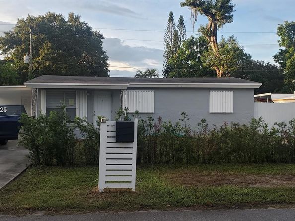 5721 Hope St, Hollywood FL 33021